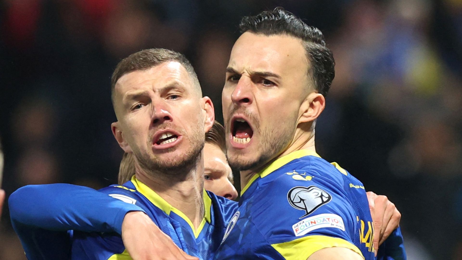 Twee verlengingen om plek op WK • Turken en Zweden plaatsen zich