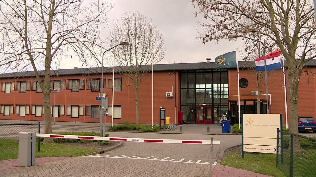 Foto: Ook extra noodopvangplekken voor asielzoekers in Almere en Leiden