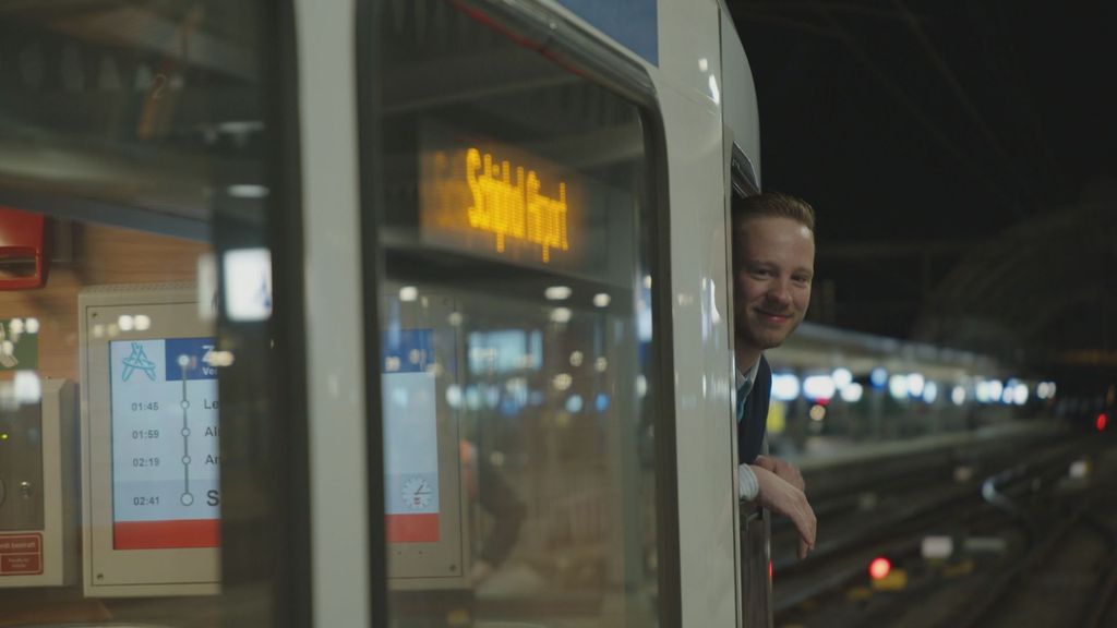 Foto: Nachttrein Zwolle-Schiphol niet rendabel: 'Zonder garanties niet kostendekkend'