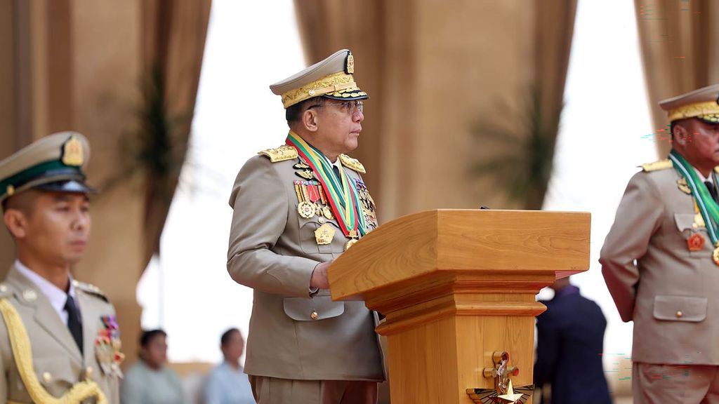 Foto: Coupleider en man achter brute burgeroorlog Myanmar nieuwe president