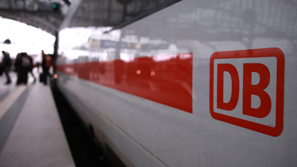 Foto: Paniek in Duitse trein na 'aanslag' met vermoedelijke airsoft-granaat