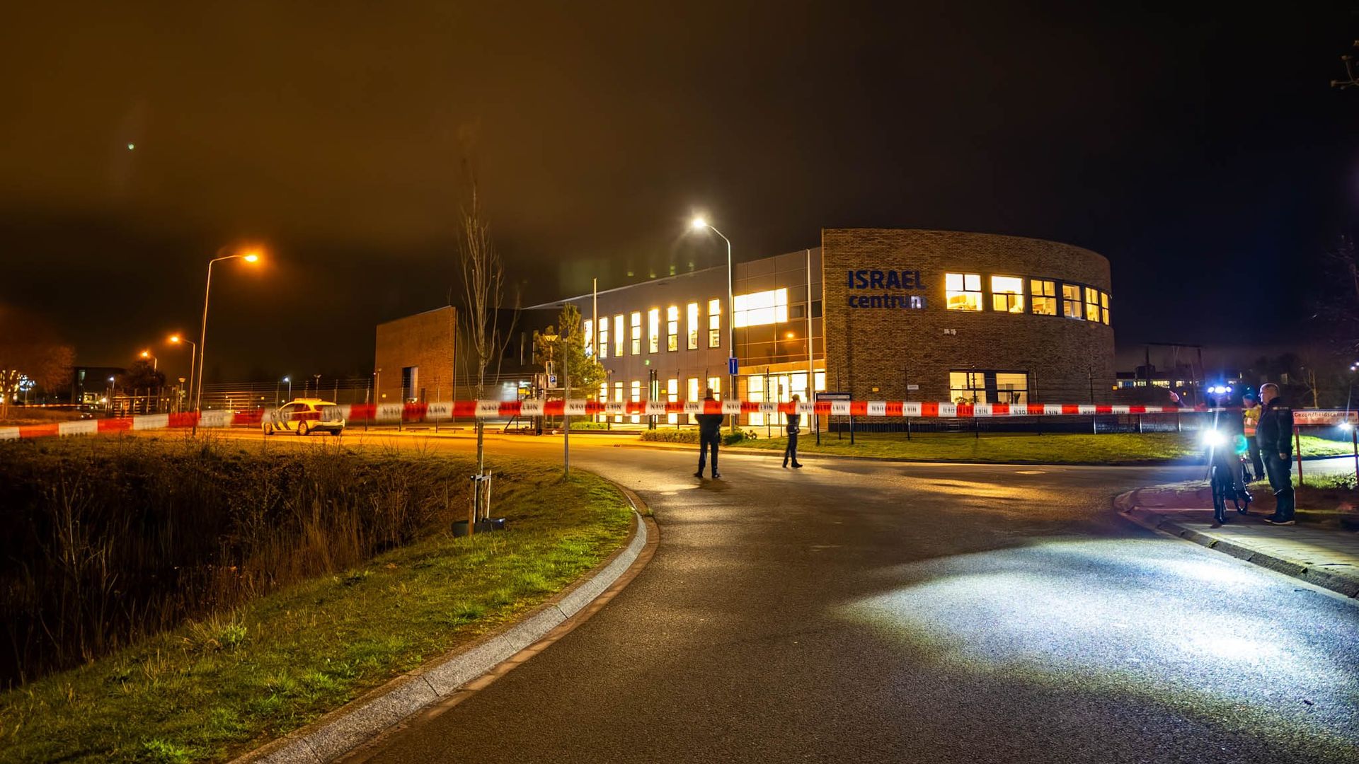 Explosie bij Israëlcentrum in Nijkerk, 'schade beperkt gebleven'