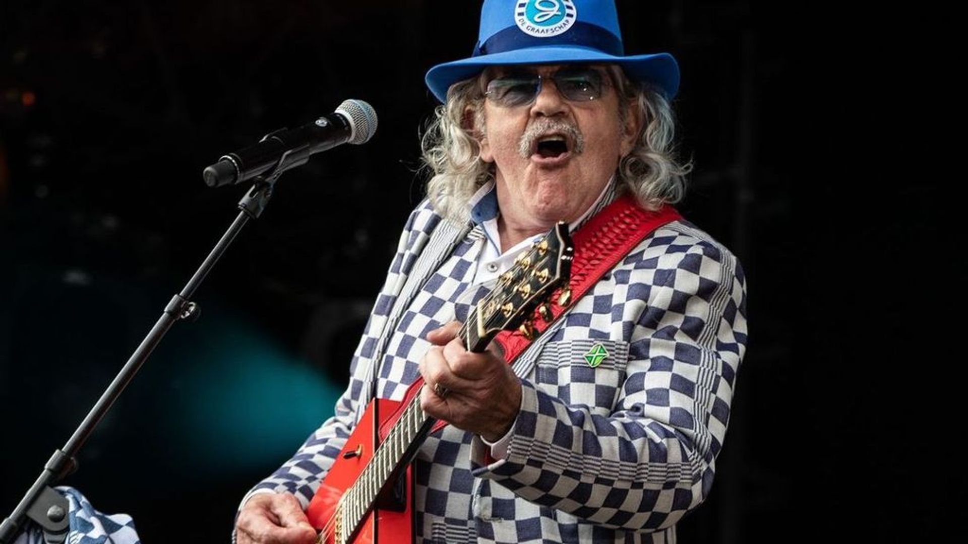 Dialectrock wordt immaterieel erfgoed, Bennie Jolink 'oerendtrots'