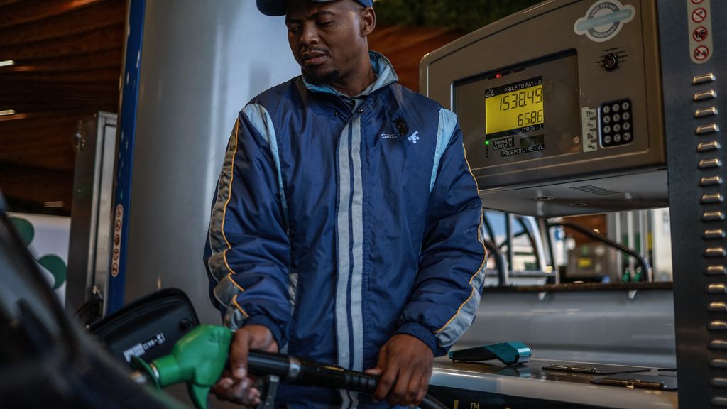 Blokkade Straat van Hormuz raakt Afrika hard, maar er zijn ook kansen Blokkade Straat van Hormuz raakt Afrika hard, maar er zijn ook kansen