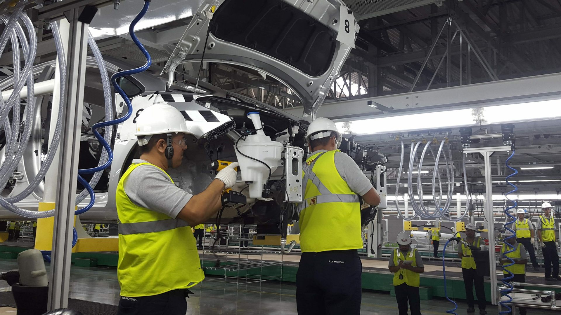 Auto-industrie Mexico vreest klappen handelsdeal door grillige Trump: 'Niks meer heilig'