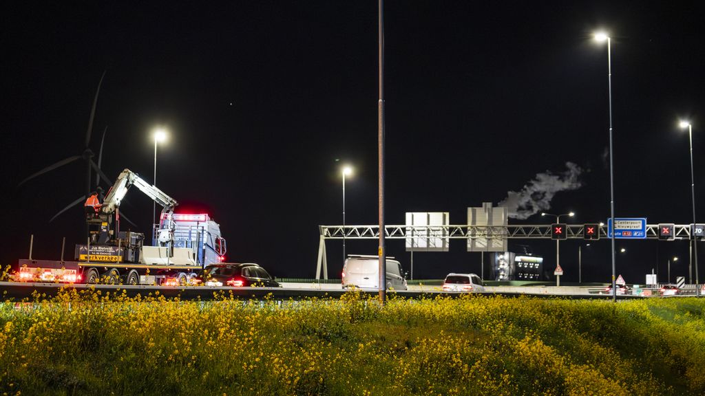 Foto: Groot onderhoud IJsselbrug A12 van start, forse verkeershinder verwacht