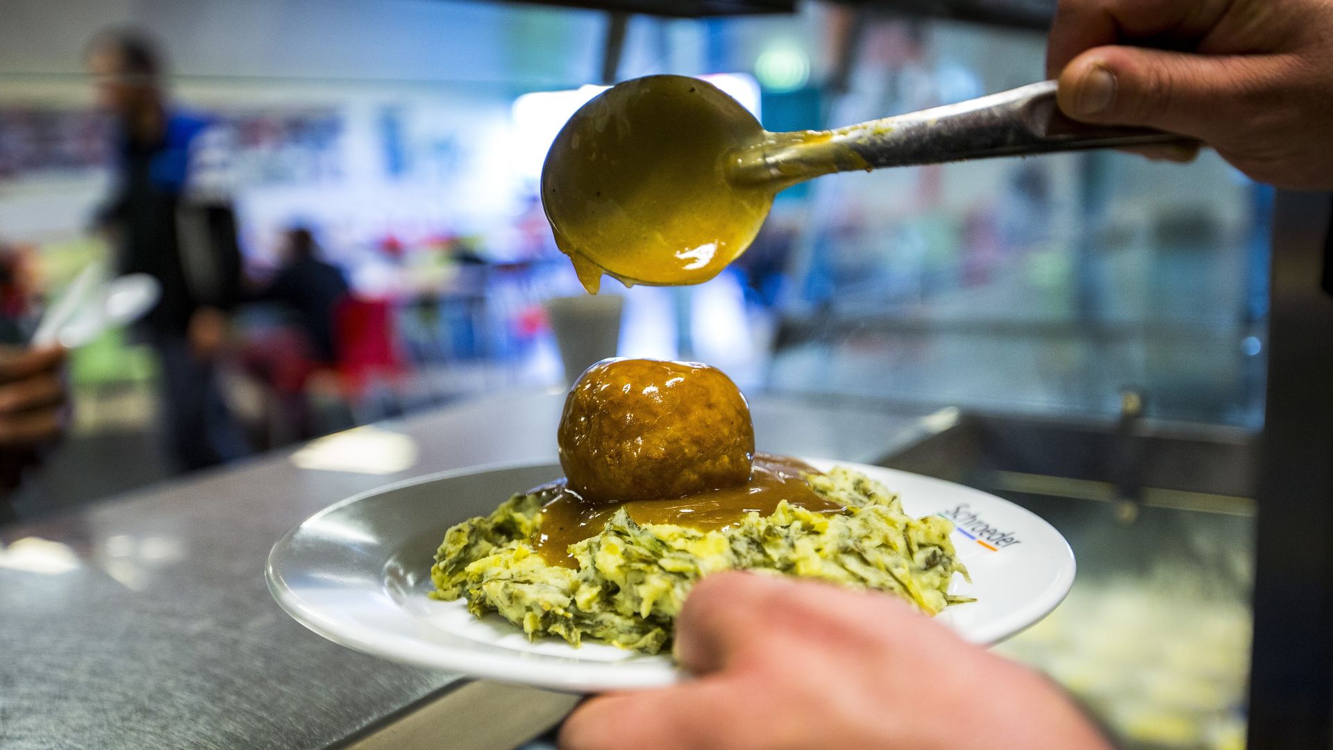 Voedingscentrum vernieuwt Schijf van Vijf: maximaal één gehaktbal per week 