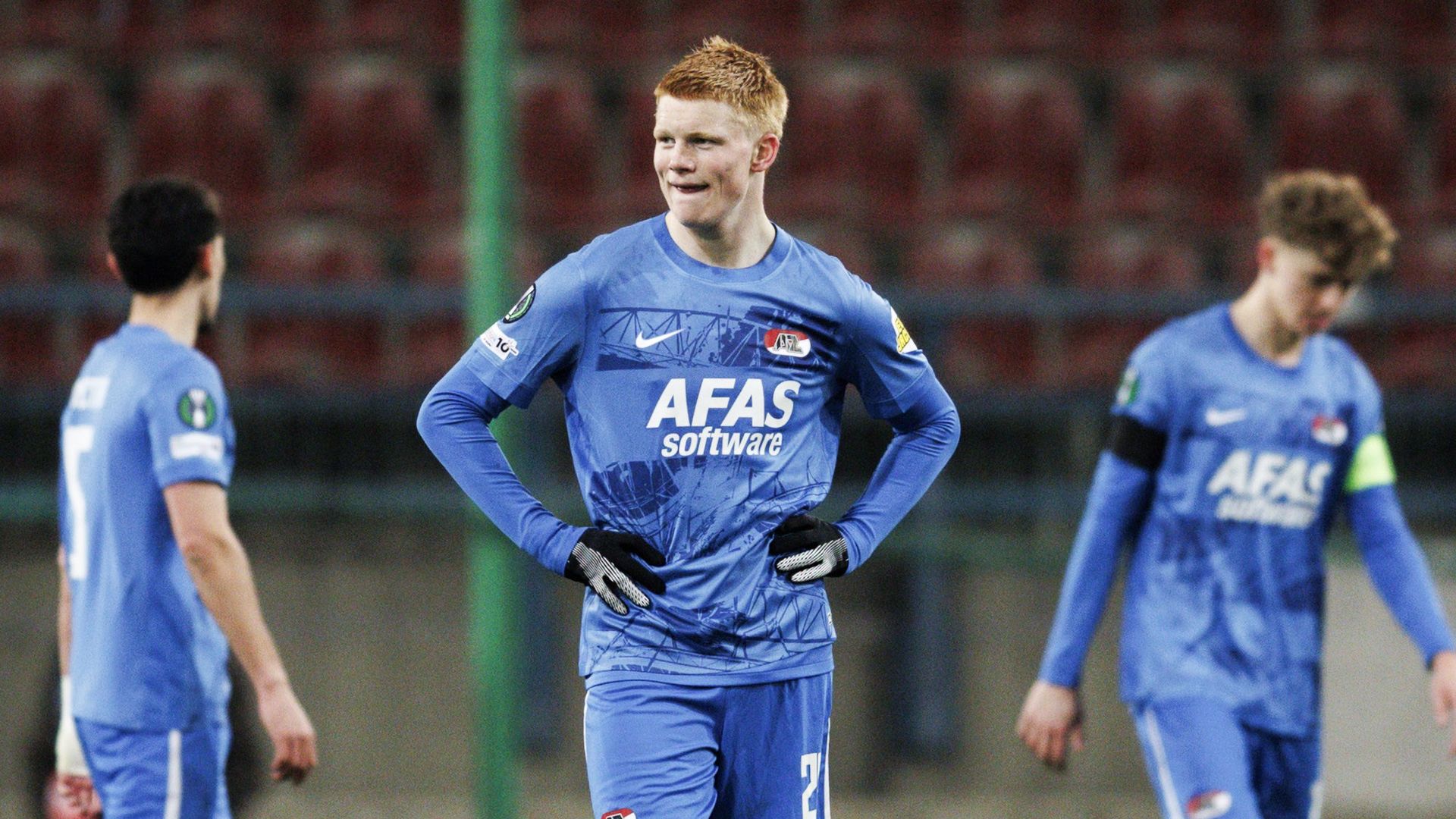 AZ buigt in slotfase diep voor Sjachtar en wacht zware opgave in Alkmaar 