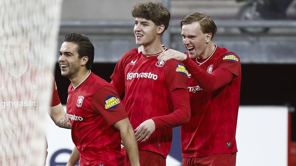 Bekijk de samenvatting van FC Twente - FC Volendam