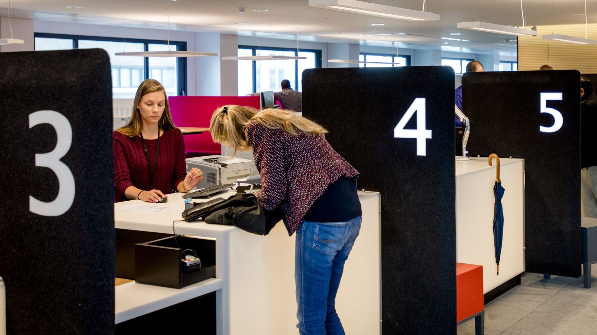 Ombudsman over bijstandsbesparingen: 'Kabinet laat allerzwaksten stikken'