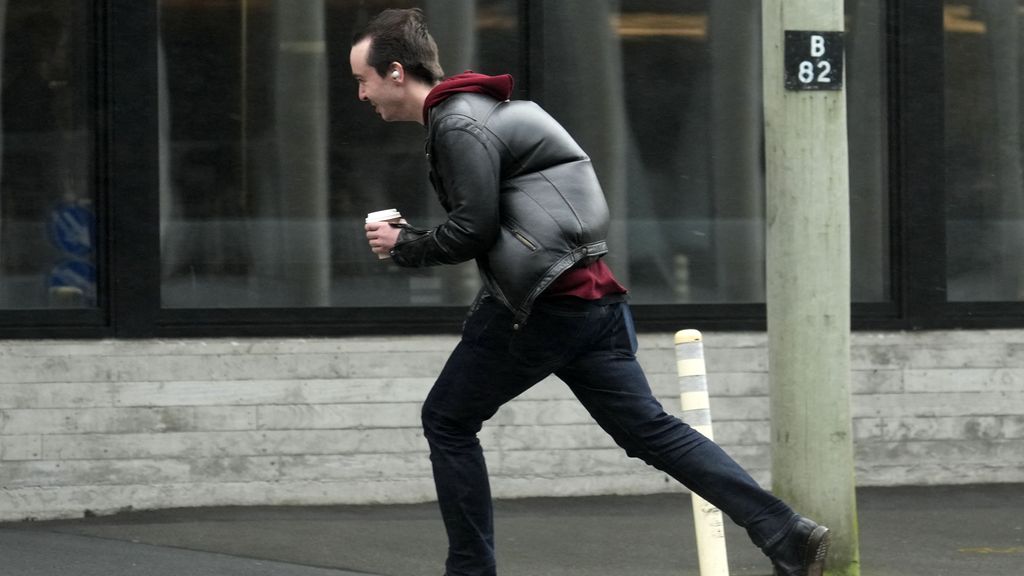 Foto: Noodtoestand en duizenden evacuaties in Nieuw-Zeeland om naderende storm