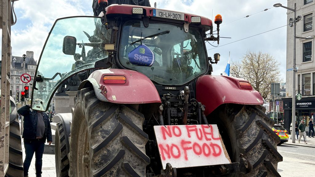 Foto: Ierse regering komt met extra belastingverlagingen na brandstofprotesten