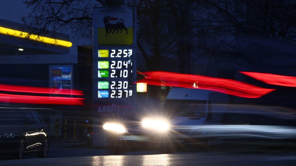 Foto: Duitse regering verlaagt accijns op brandstof: 17 cent per liter goedkoper
