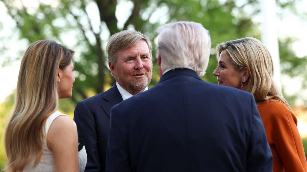 Foto: Willem-Alexander en Máxima aan tafel met Trump, koning hamert op belang partners