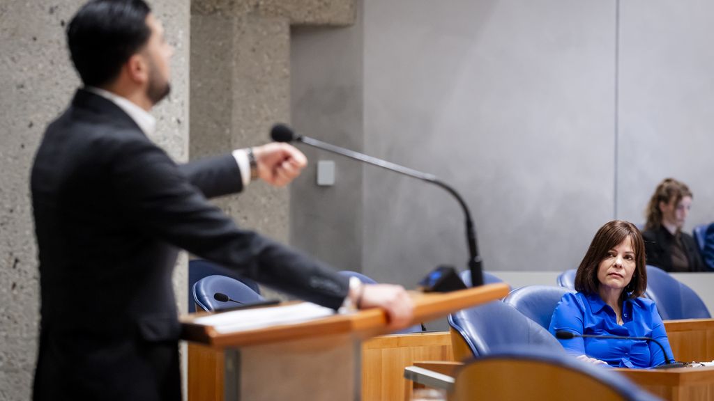 Foto: Kamer boos over opduiken datakluis toeslagenschandaal: 'Is dit een doofpot?'