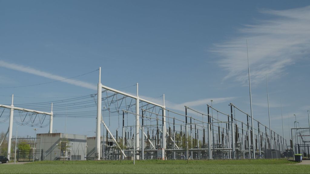 Foto: Datacenter stapt naar rechter om stroom: aansluiting of dwangsom