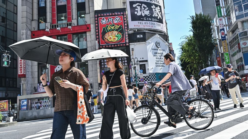Foto: Ondraaglijk warm weer heet in Japan voortaan 'kokushobi'