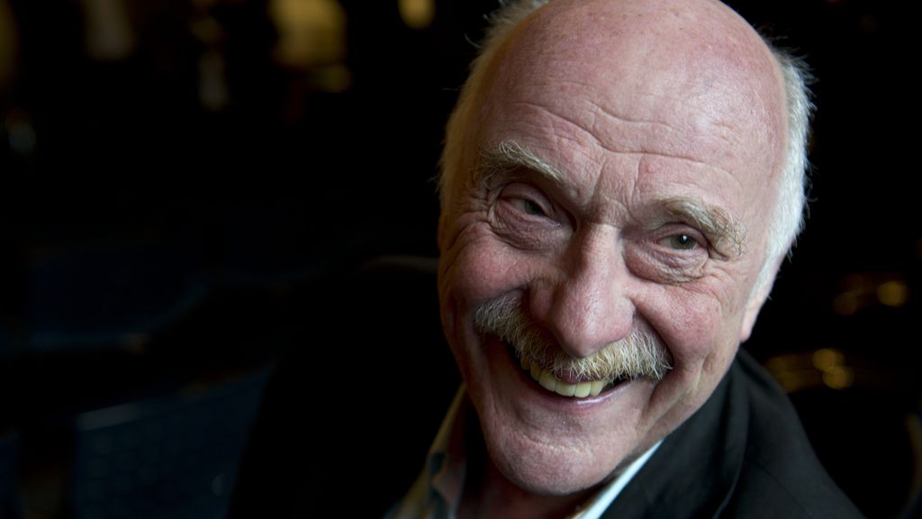 Foto: Oud-journalist Jan Donkers (82) overleden, radiomaker met markante stem