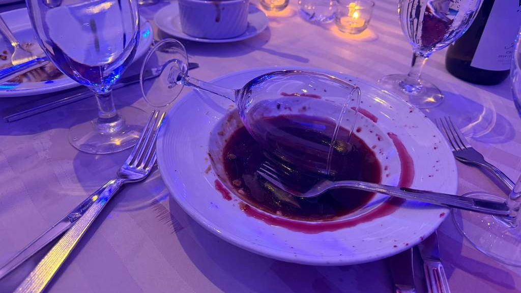 Trump over mislukte aanslag bij Correspondent's Diner: verdachte had meerdere wapens