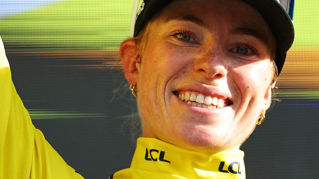 Vollering wint Tour de France Femmes op slotklim, Niewiadoma op de tweede plaats