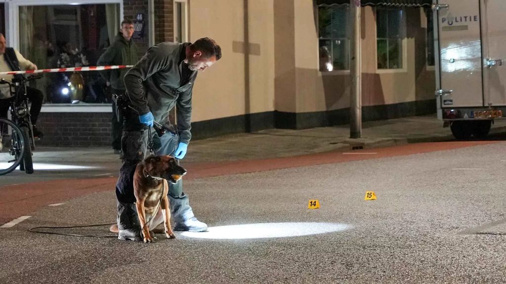 Foto: Dode bij steekpartij in Hoogeveen, twee arrestaties